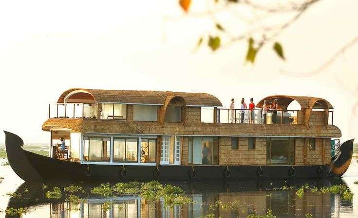 Savoring Authentic Kerala Flavors Onboard a Luxury Cruise